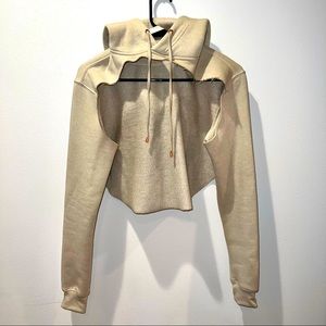 Cut Out / Cropped Sweatshirt